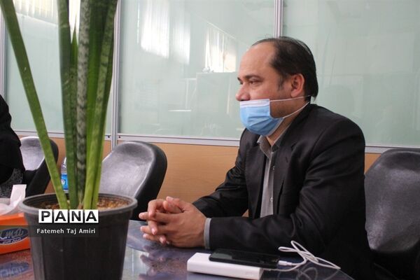 جلسه هم اندیشی کارکنان سازمان دانش‌آموزی استان بوشهر