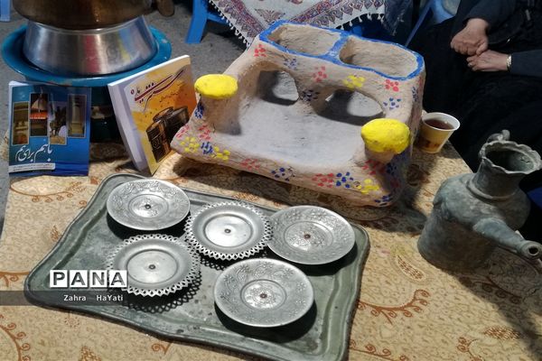 افتتاحیه نمایشگاه فجر در شهرستان امیدیه