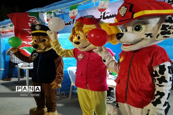 افتتاحیه نمایشگاه فجر در شهرستان امیدیه