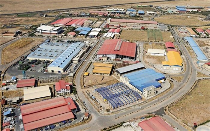 میانگین ظرفیت تولید در واحدهای صنعتی تهران حدود 52 درصد است