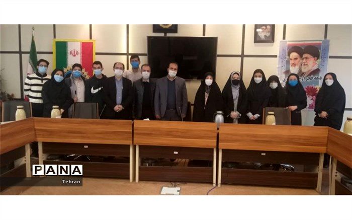 اعضای مجلس دانش آموزی، مشاوران مدیران منطقه هستند