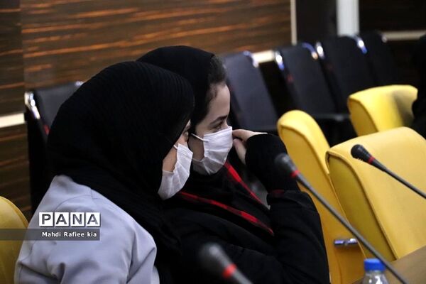 تجلیل از بانوان اداره کل آموزش و پرورش با حضور مدیرکل آذربایجان شرقی