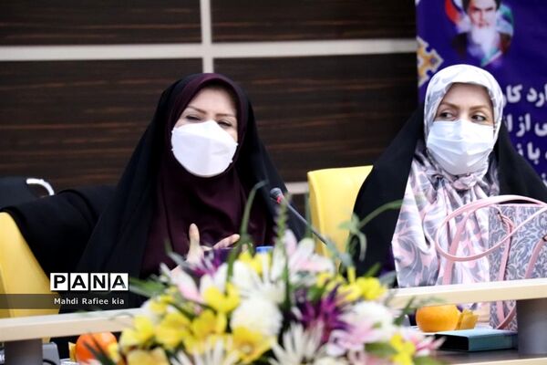 تجلیل از بانوان اداره کل آموزش و پرورش با حضور مدیرکل آذربایجان شرقی