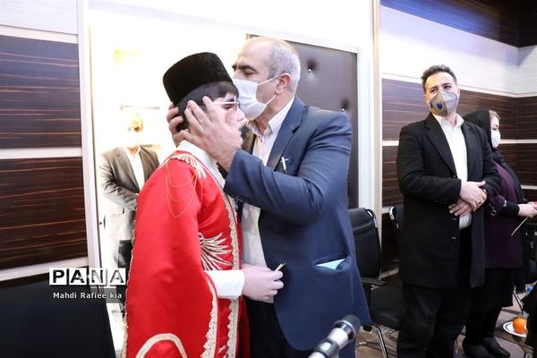 تجلیل از بانوان اداره کل آموزش و پرورش با حضور مدیرکل آذربایجان شرقی