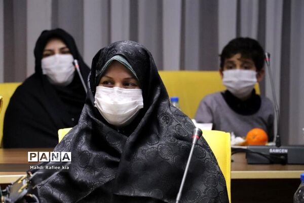 تجلیل از بانوان اداره کل آموزش و پرورش با حضور مدیرکل آذربایجان شرقی