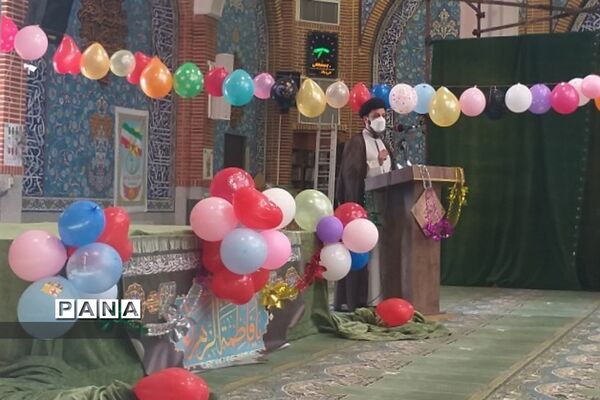 جشن‌تولد ۴۰ کودک‌نیازمند مصادف با میلاد حضرت‌زهرا(س) در پردیس