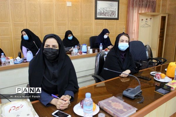 نشست تخصصی زنان، توسعه و مشارکت اجتماعی بانوان آموزش و پرورش استان بوشهر