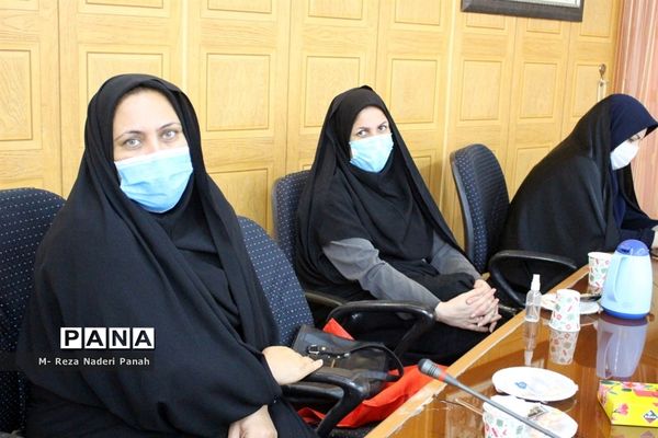نشست تخصصی زنان، توسعه و مشارکت اجتماعی بانوان آموزش و پرورش استان بوشهر