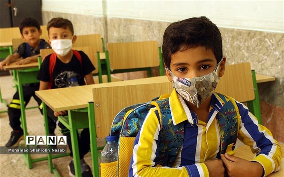 اولیا از بازگشایی مدارس در شهرهای زرد حمایت کنند