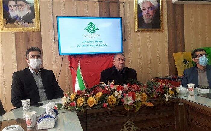 تجلیل از مربیان و فعالان سازمان دانش آموزی آذربایجان شرقی