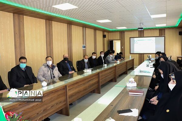 تجلیل از مربیان و فعالان سازمان دانش آموزی آذربایجان شرقی