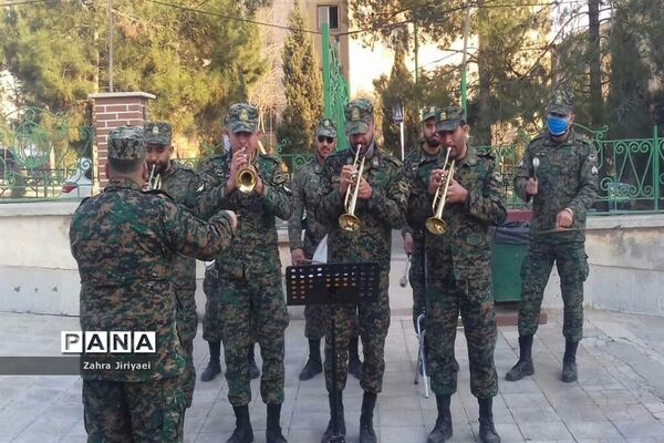 مراسم غبار‌روبی آرامگاه شهدا خاورشهربه مناسبت دهه مبارکه فجر