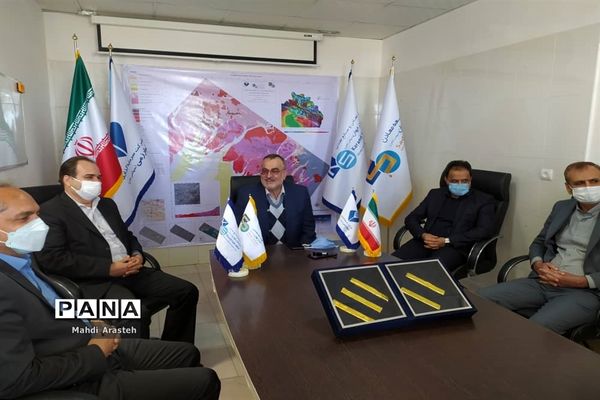 مراسم رونمایی از اولین شمش طلای استان خراسان جنوبی