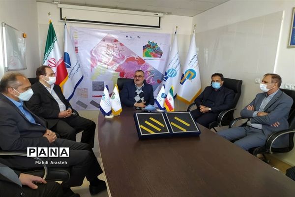 مراسم رونمایی از اولین شمش طلای استان خراسان جنوبی