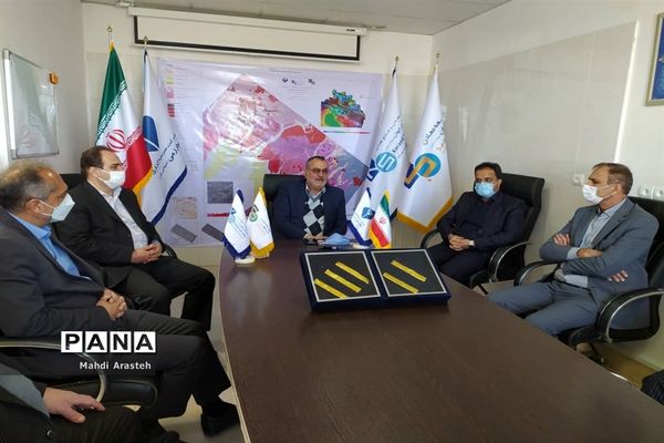 مراسم رونمایی از اولین شمش طلای استان خراسان جنوبی