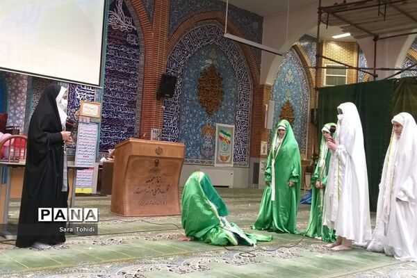 اجرای تئاتر با موضوع تولدحضرت‌فاطمه(س) در پردیس