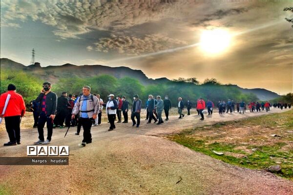 برگزاری همایش مردمی به مناسبت دهه فجر شهرستان امیدیه