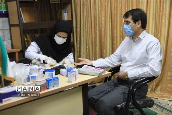 برپایی ایستگاه سلامت و انجام تست سلامت همکاران اداره‌کل آموزش و پرورش خراسان شمالی