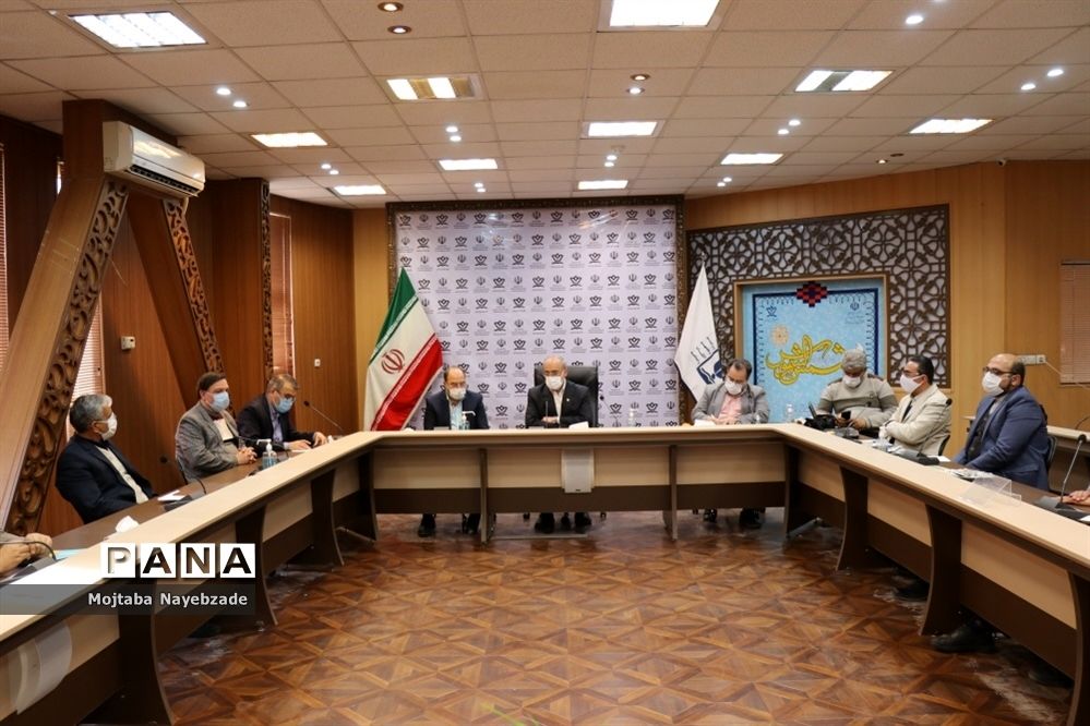 حضور معاون پرورشی و فرهنگی خراسان رضوی  و روسای ادارات داخلی  این حوزه در ناحیه دو مشهد