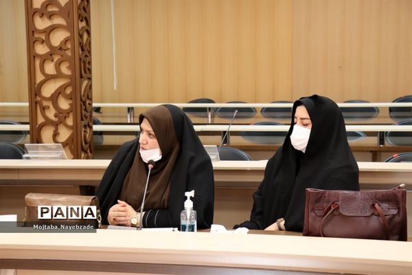 حضور معاون پرورشی و فرهنگی خراسان رضوی  و روسای ادارات داخلی  این حوزه در ناحیه دو مشهد