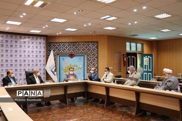 حضور معاون پرورشی و فرهنگی خراسان رضوی  و روسای ادارات داخلی  این حوزه در ناحیه دو مشهد