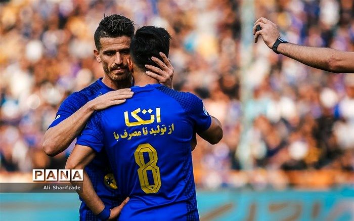 وریا غفوری در تمرین استقلال شرکت نکرد