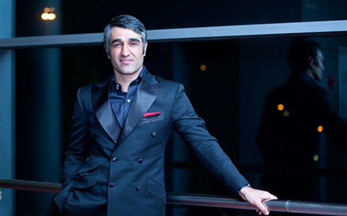 «پژمان جمشیدی» کرونا ندارد و در روز هفتم جشنواره فیلم فجر حضور پیدا کرد