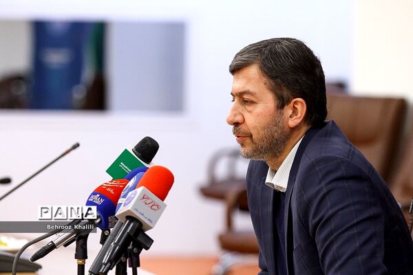 نشست خبری معاون عمرانی توسعه امور شهری و رئیس سازمان شهرداری‌ها و دهیاری‌ها