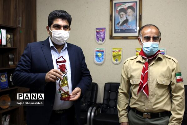 دیدار مسئول و تعدادی از مربیان  سازمان دانش آموزی شاوور با مدیر سازمان دانش آموزی خوزستان