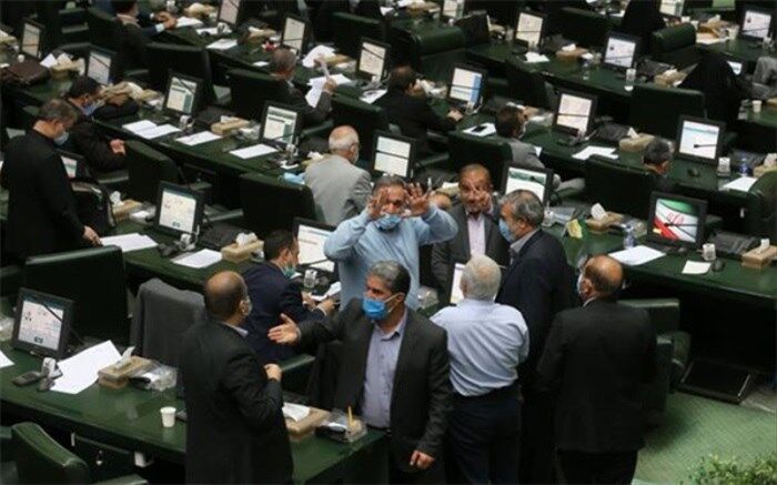 موافقت نمایندگان با تقاضای تحقیق و تفحص از شرکت دخانیات