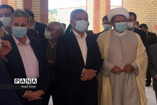 افتتاح و بهره‌برداری از فضاهای آموزشی و پروژه‌های عمرانی در شهرستان‌های جنوبی استان بوشهر