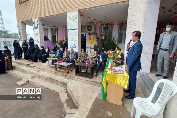 برگزاری نمایشگاه حجاب وعفاف  وهنرهای دستی درهنرستان طوبی شهرستان حمیدیه