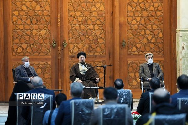 تجدید میثاق اعضای شورا و شهرداری تهران با آرمان‌های امام راحل