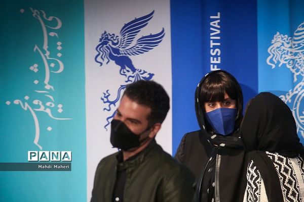 اکران فیلم "تی تی" در سی و نهمین جشنواره فیلم فجر