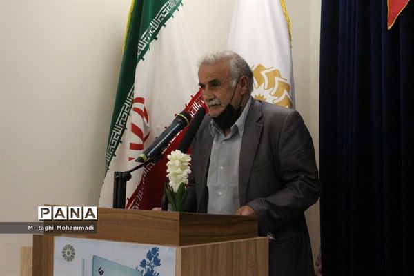 مراسم رونمایی از کتاب هزار نگار در بوشهر