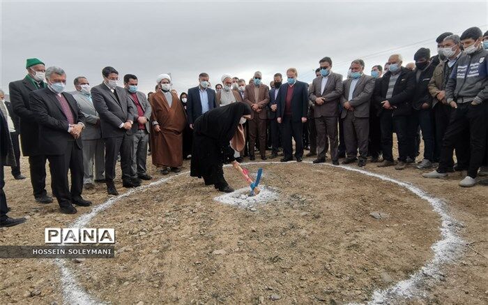 کلنگ زنی بزرگترین هنرستان دارالفنون شهرستان زبرخان