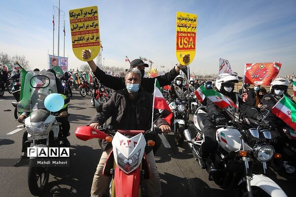 راهپیمایی یوم الله ۲۲ بهمن در تهران- ۲