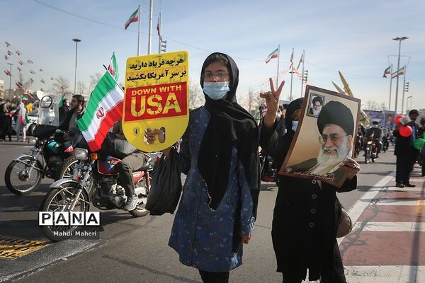 راهپیمایی یوم الله ۲۲ بهمن در تهران- ۲