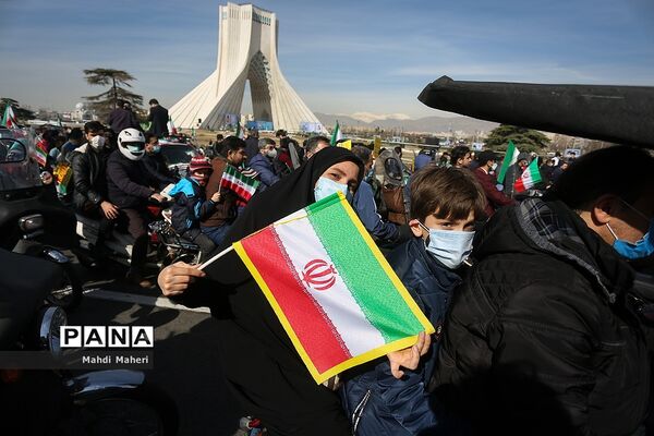 راهپیمایی یوم الله ۲۲ بهمن در تهران- ۲