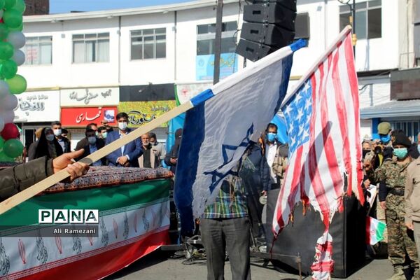 راهپیمایی خودرویی ۲۲ بهمن در قائمشهر