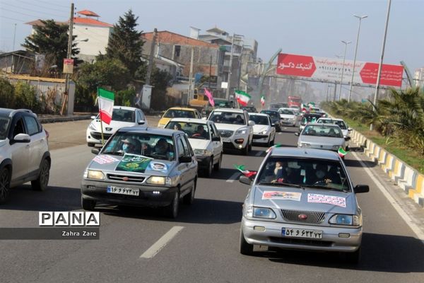 راهپیمایی خودرویی ۲۲ بهمن در محمودآباد