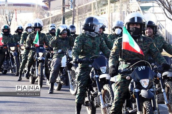 رژه خودرویی یوم الله ۲۲ بهمن در آذربایجان شرقی