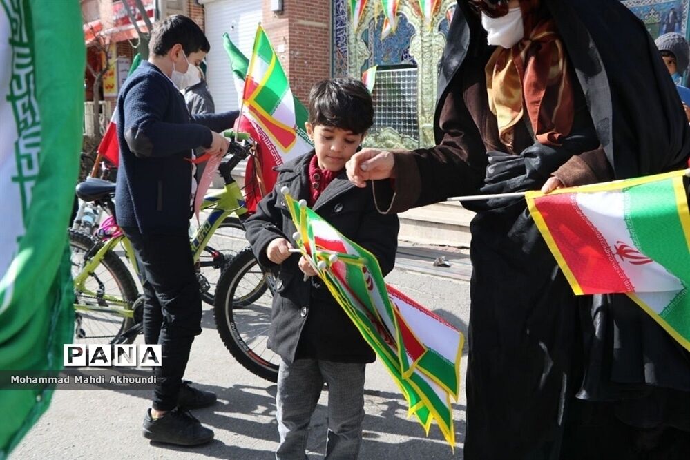 جلوه های باشکوه حضور مردم در راهپیمایی متفاوت پردیس‬