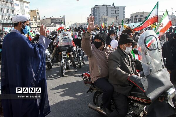 راهپیمایی یوم الله ۲۲ بهمن در تهران- 3