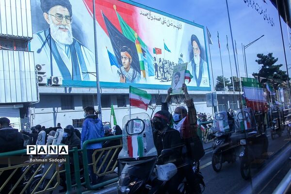 راهپیمایی یوم الله ۲۲ بهمن در تهران- 3