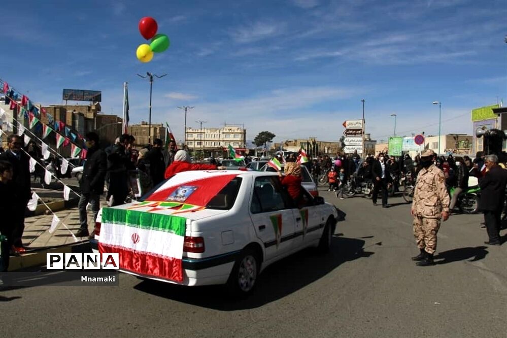 برگزاری راهپیمایی یوم الله 22 بهمن در آران و بیدگل
