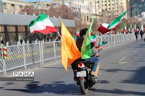 راهپیمایی 22 بهمن  در مشهد مقدس