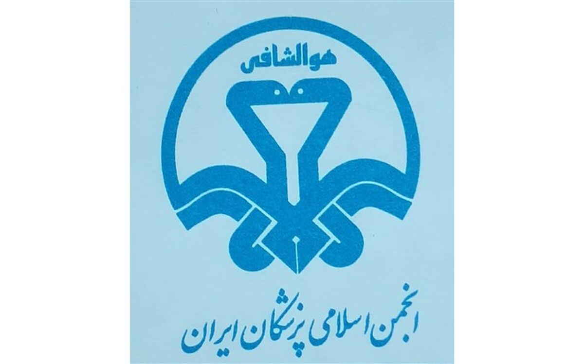 جامعه پزشکی همچون جوانان سال 59 با دست خالی کشور را در دوران کرونا اداره کرد