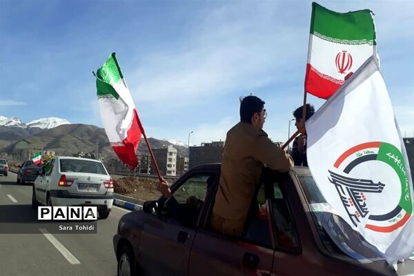 راهپیمایی  موتوری و خودرویی ۲۲ بهمن، با حضور اهالی پردیس