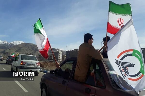 راهپیمایی  موتوری و خودرویی ۲۲ بهمن، با حضور اهالی پردیس